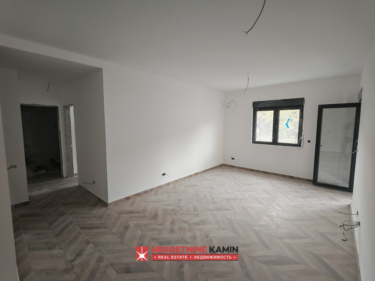 Two-Bedroom Apartment of 64 m² in a New Building, Centre of Budva